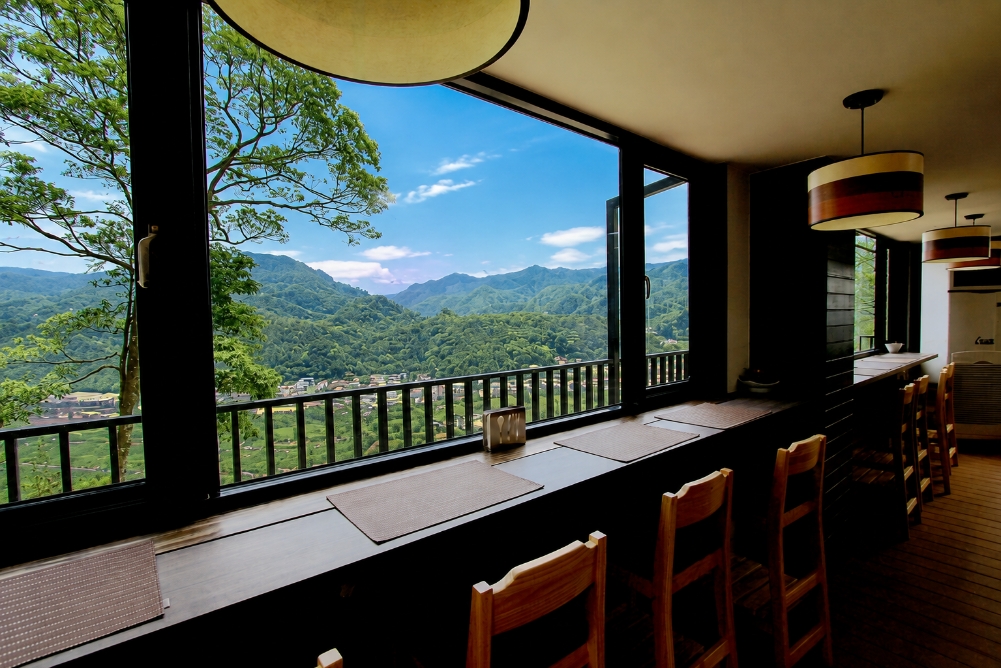 南庄水岸明珠景觀咖啡屋與庭園風景 01