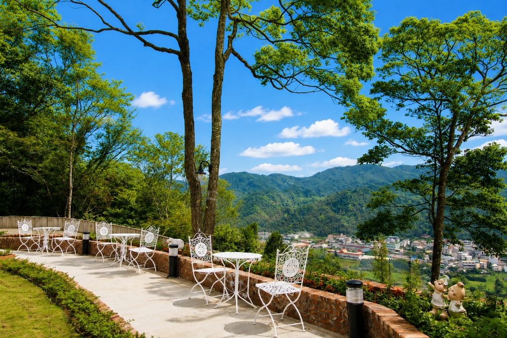 南庄水岸明珠景觀咖啡屋與庭園風景 04
